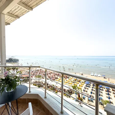 Appartement Lungomare Beachfront Durrës