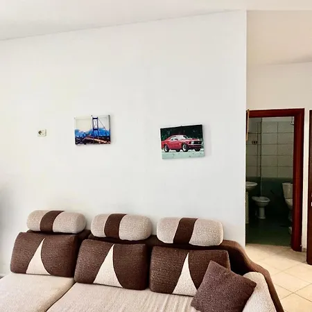 Lungomare Beachfront * Durres