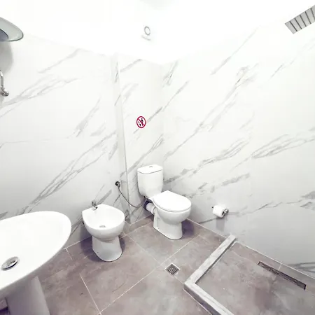 Lungomare Beachfront Apartmán