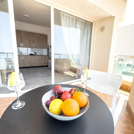 Lungomare Beachfront Lejlighed Durrës