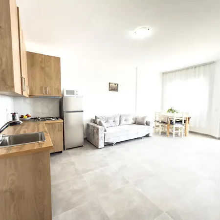 شقة Lungomare Beachfront دراس