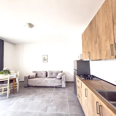 Lungomare Beachfront * Durrës